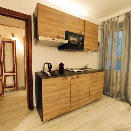 Antico Borgo Di Apartment